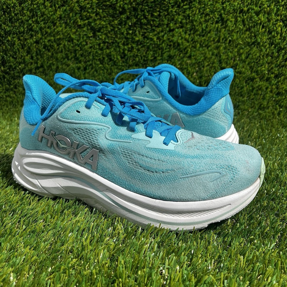 HOKA Clifton 10 Women Size 10 Skyward Blue Cielo Running Walking Shoes 1162031
